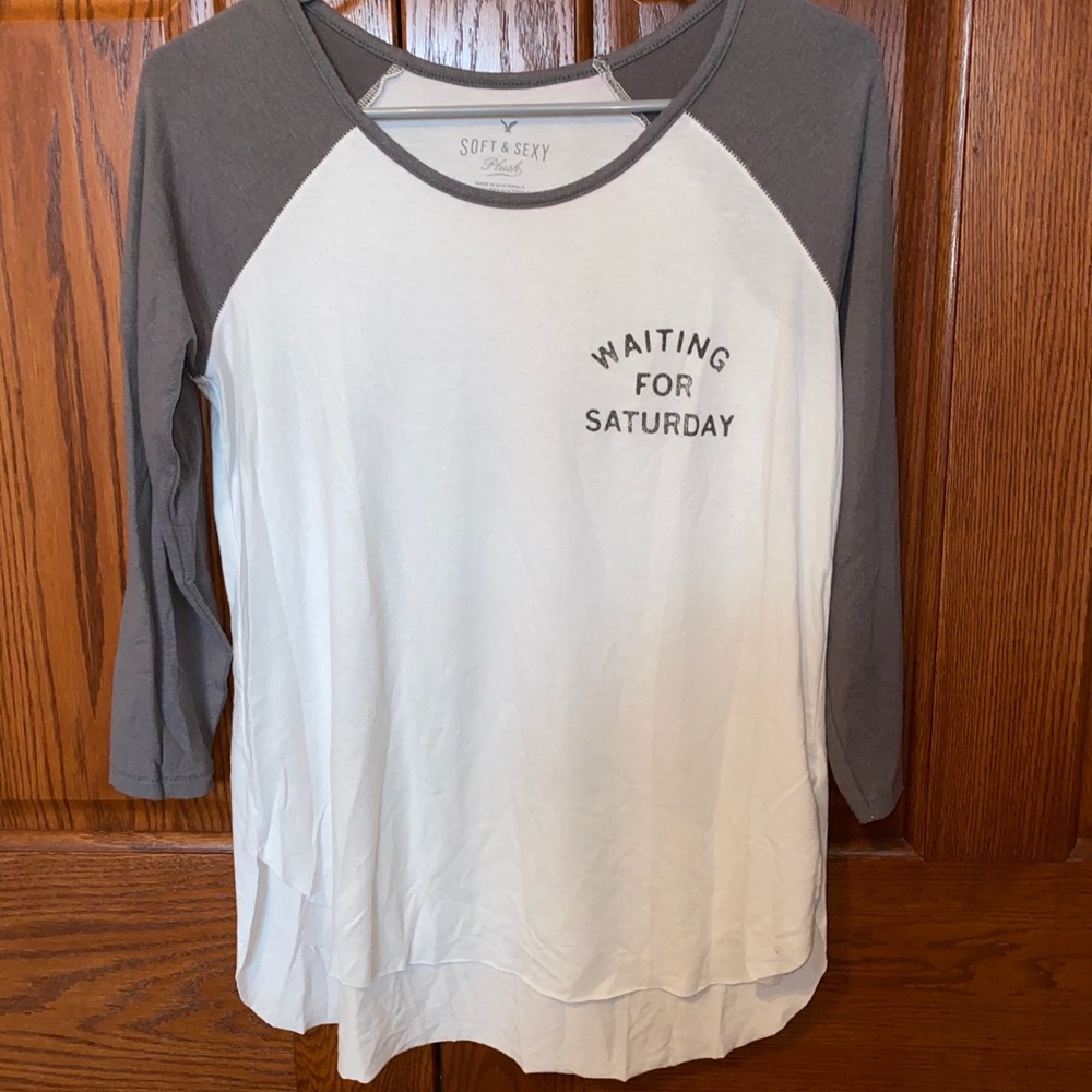 American Eagle baseball t shirt